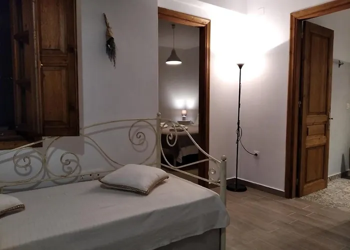 Kominos Apartment *