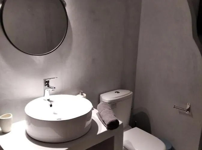 Kominos Apartment *
